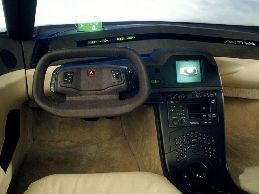  Citroen Activa Concept 1988 года  (фото 2 из 5)